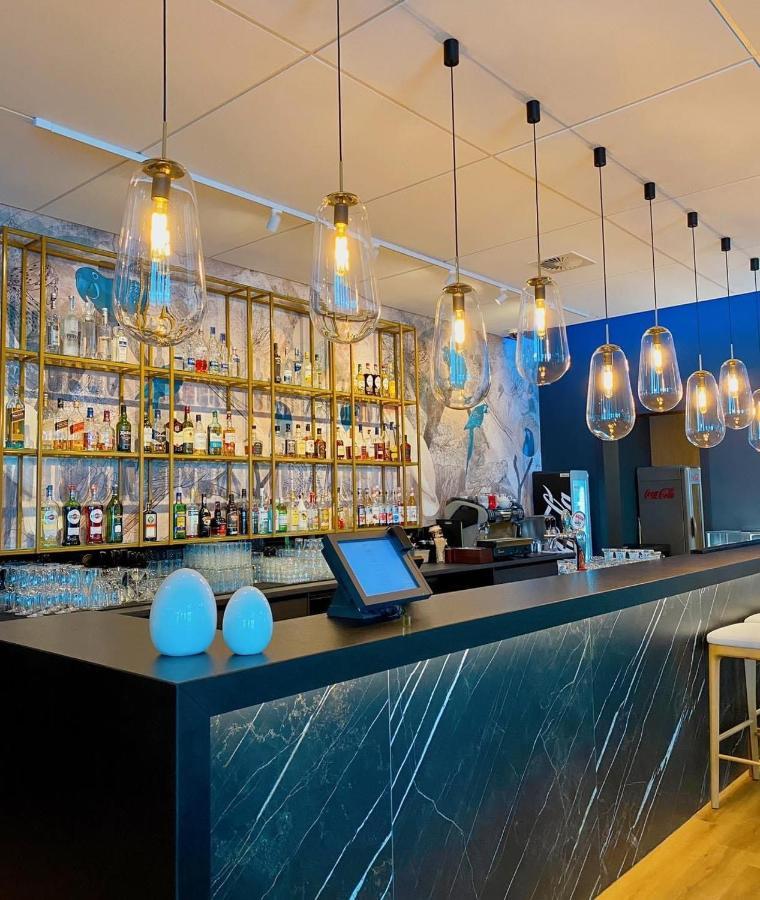 Hotel Arkas Prószków Kültér fotó