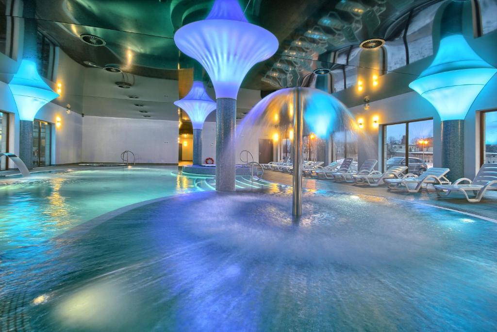 Hotel Arkas Prószków Kültér fotó