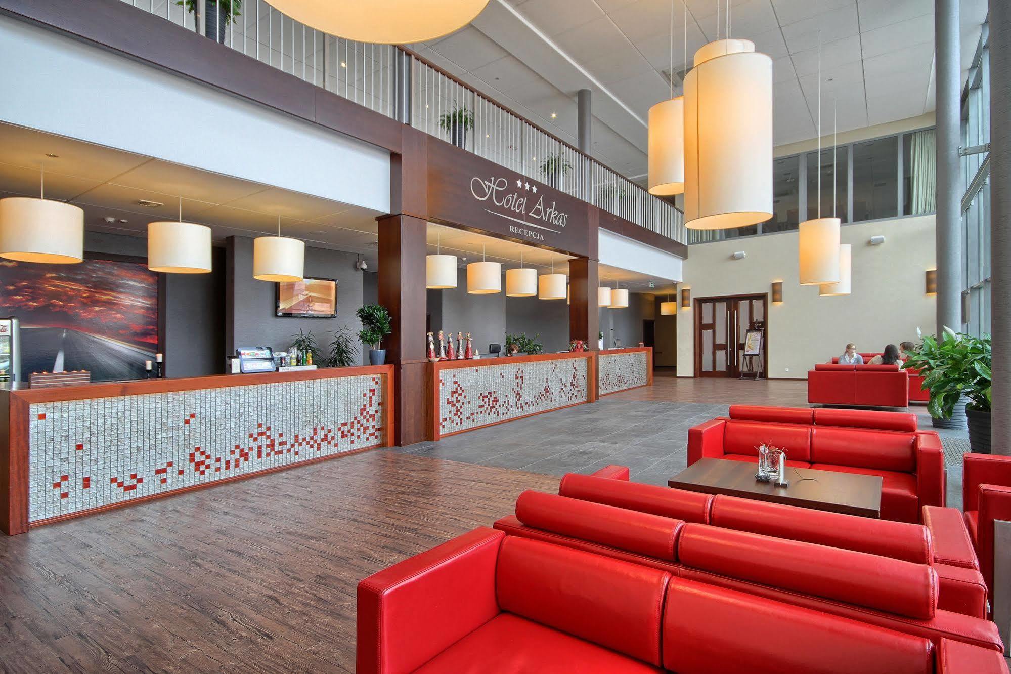 Hotel Arkas Prószków Kültér fotó