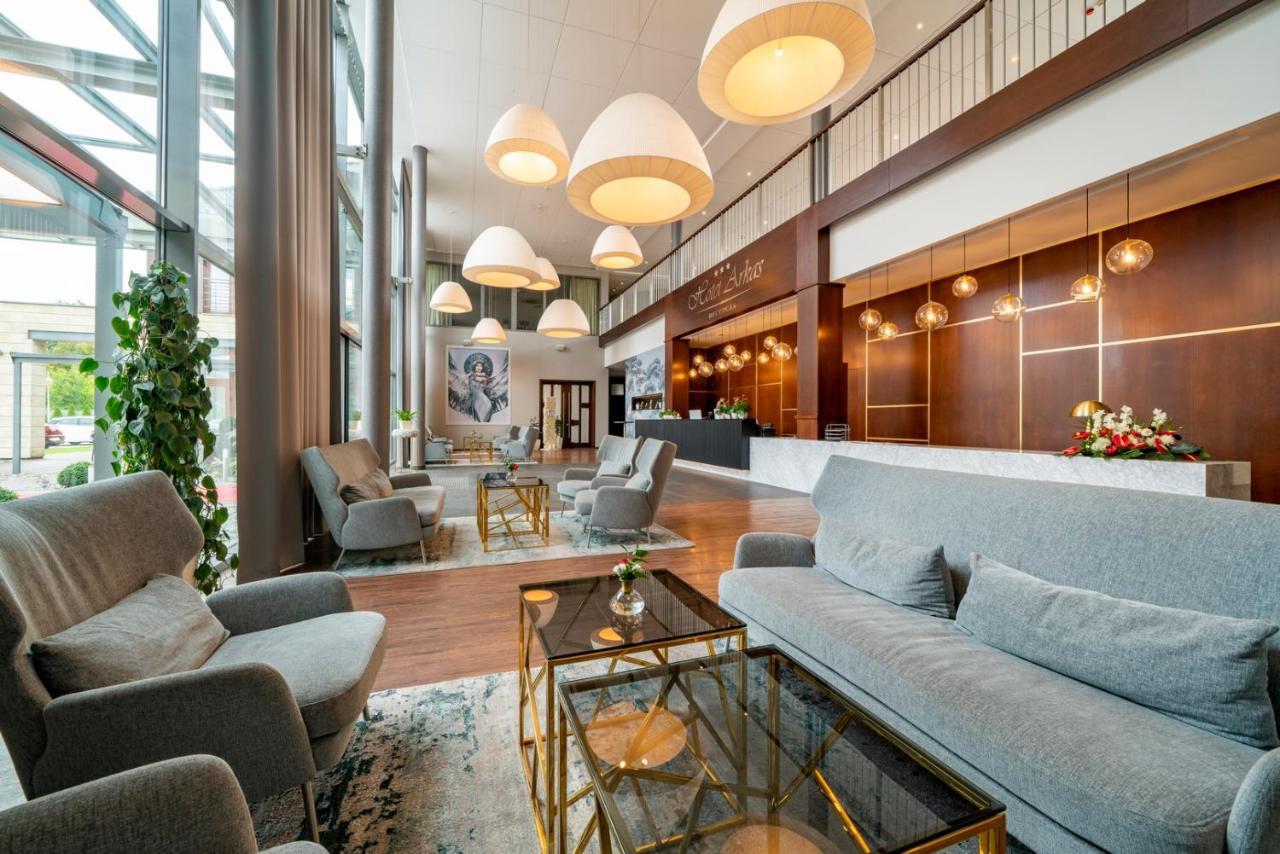 Hotel Arkas Prószków Kültér fotó